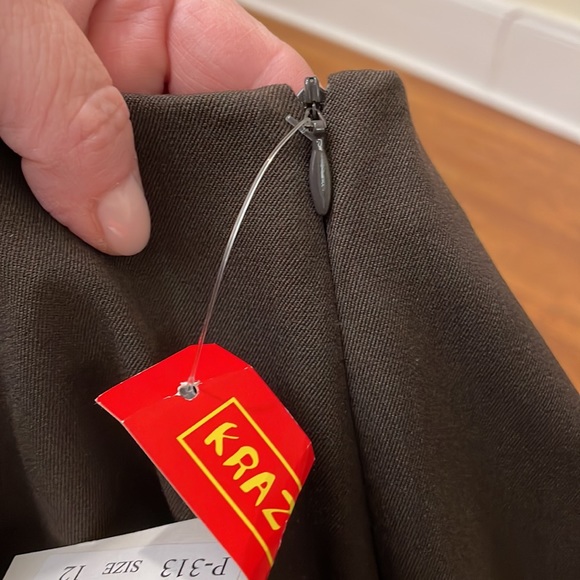 Krazy Larry stretch straight leg trousers in brown. Size 12. NWT. - Picture 5 of 6